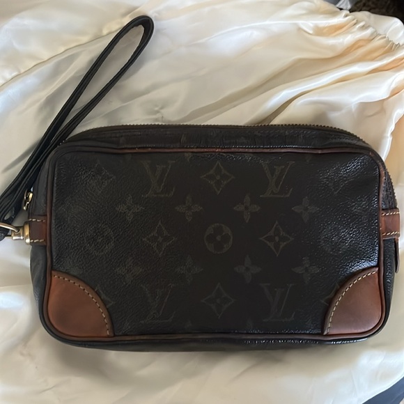 Vintage Louis Vuitton monogram wristlet w/ free LV shopping bag - Picture 4 of 16